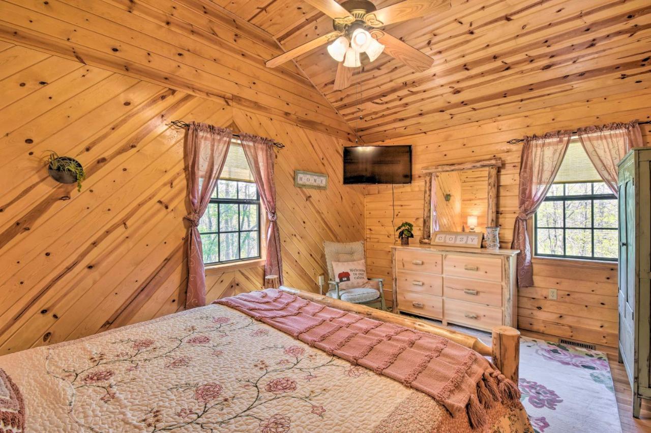 Cozy Hiawassee Cabin With Fire Pit And Mtn Views! Exterior foto