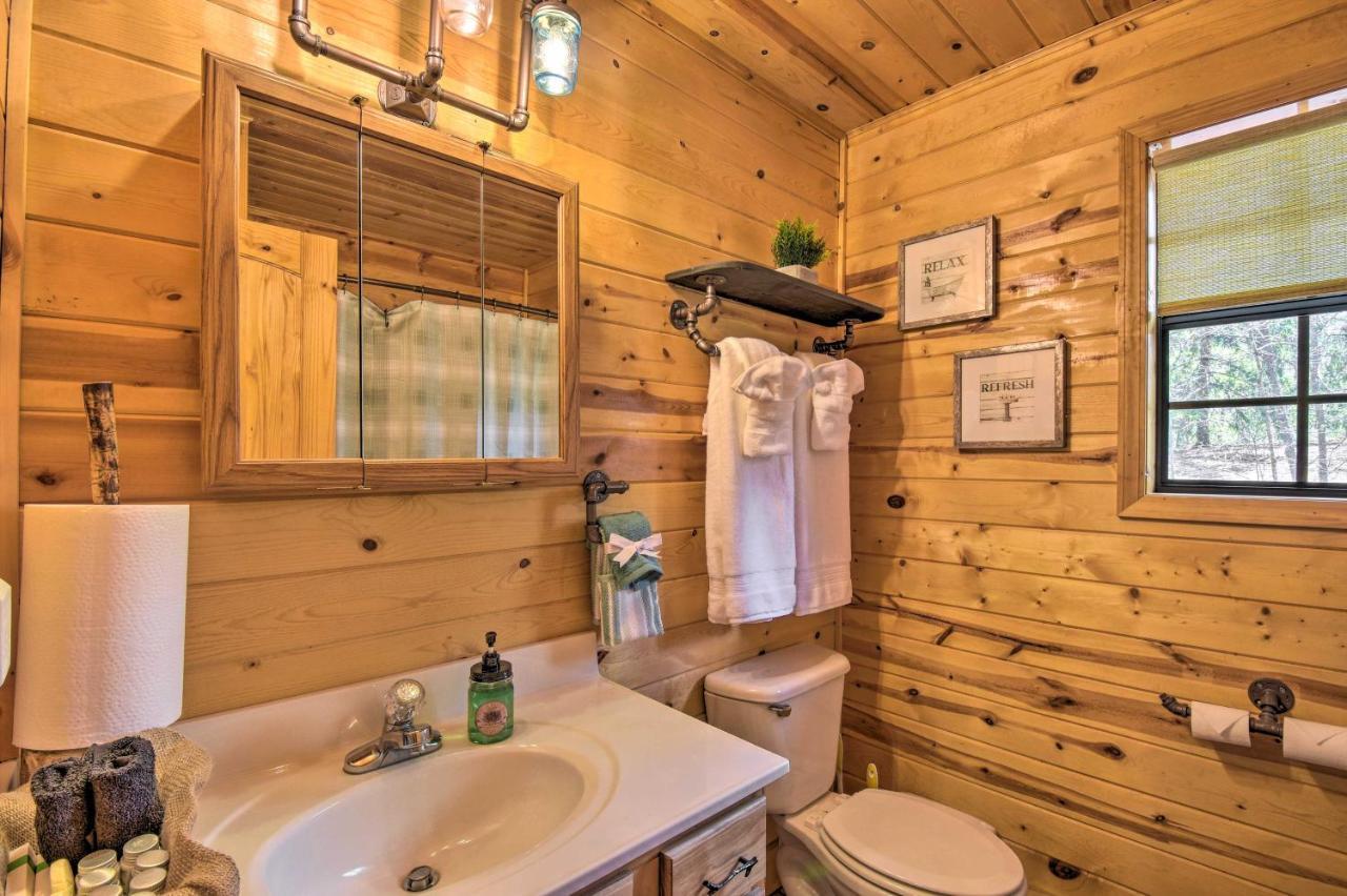 Cozy Hiawassee Cabin With Fire Pit And Mtn Views! Exterior foto
